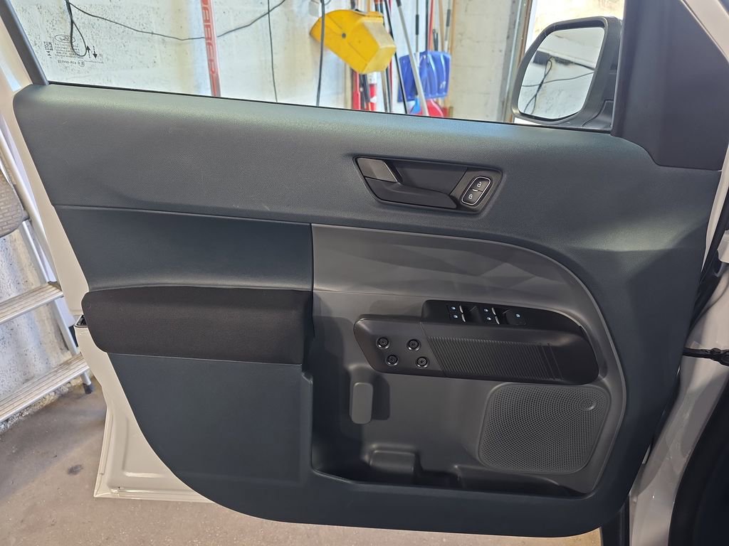 Used 2024 Ford Maverick XL w/ Equipment Group 100A Standard image 25