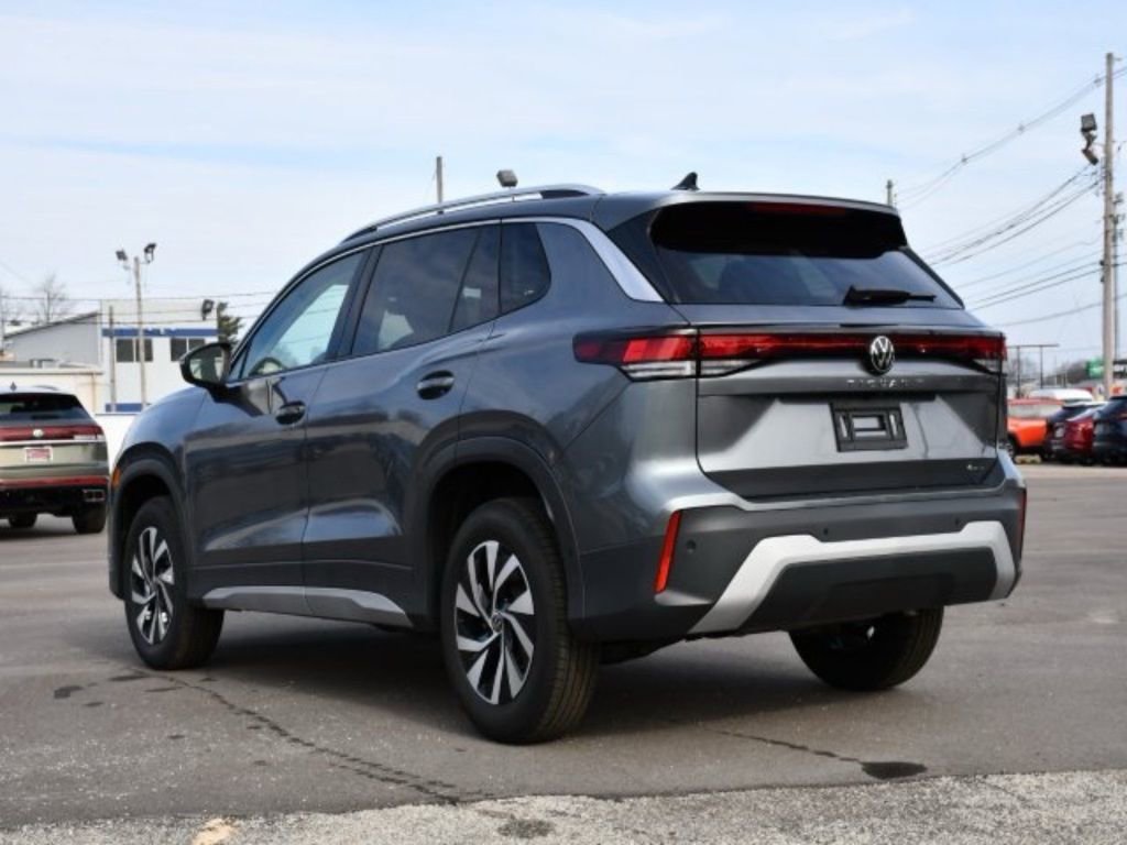 New 2026 Volkswagen Tiguan S FWD image 5
