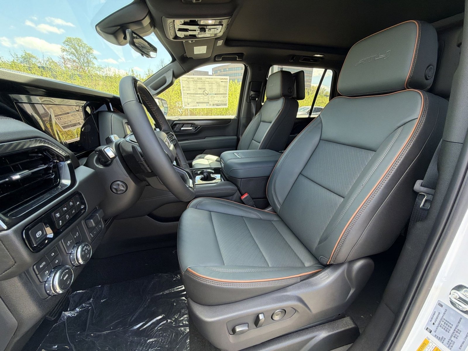 New 2026 GMC Yukon AT4 w/ AT4 Premium Plus Package AWD/4WD image 13