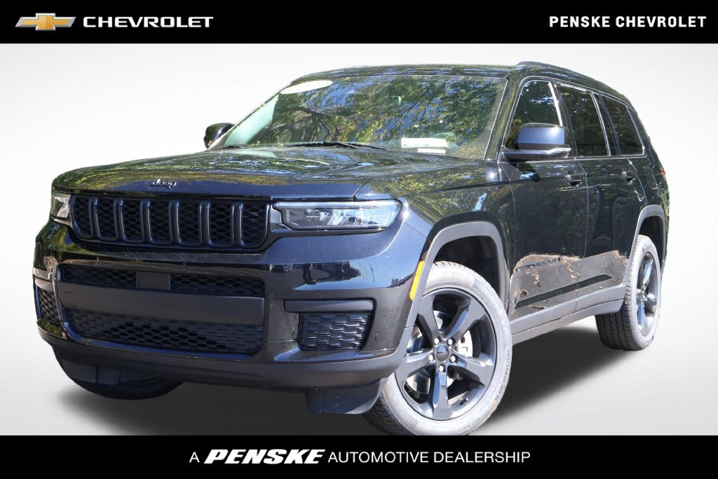 Used 2023 Jeep Grand Cherokee L Laredo AWD/4WD image 1