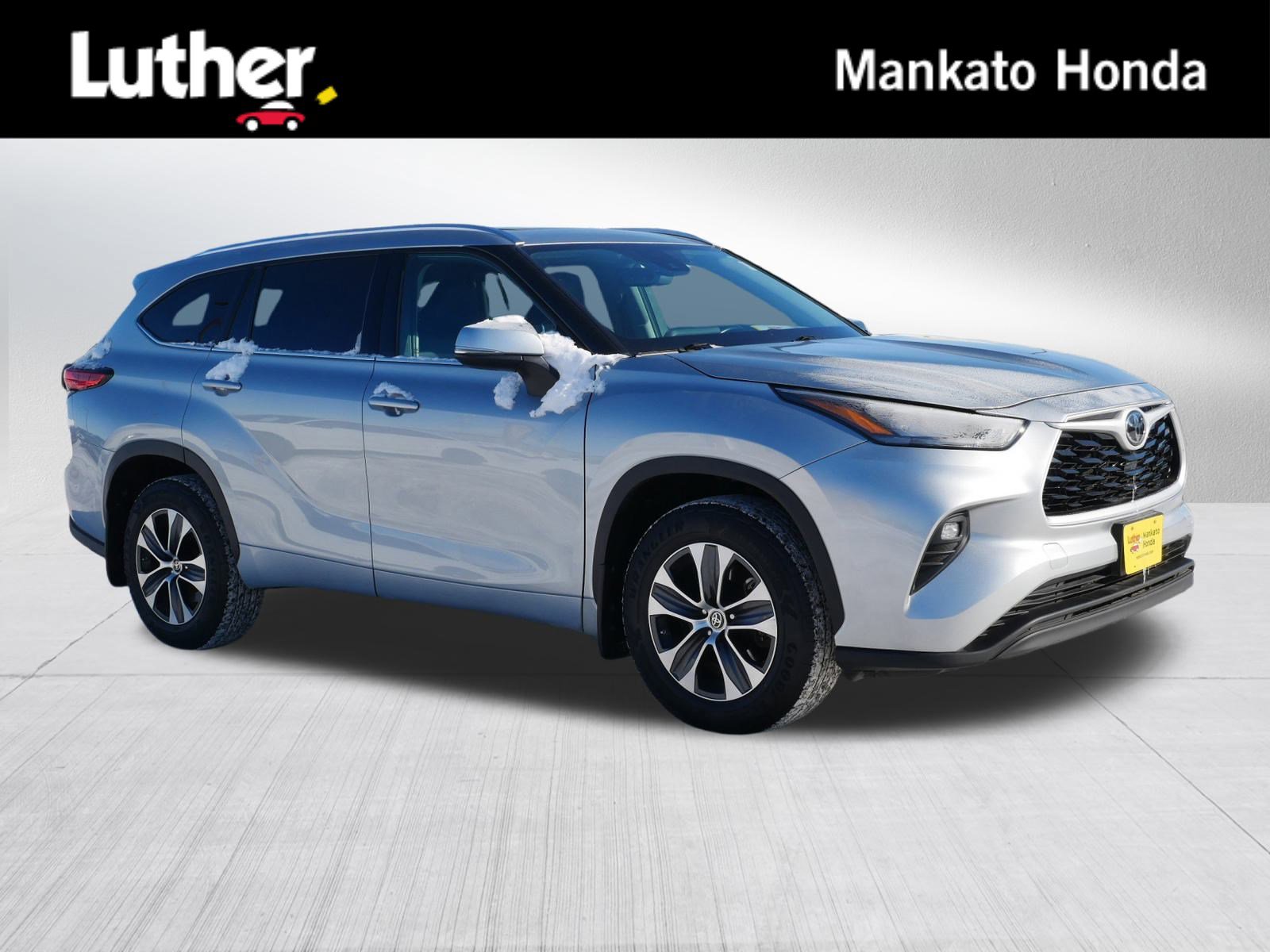 Used 2020 Toyota Highlander XLE