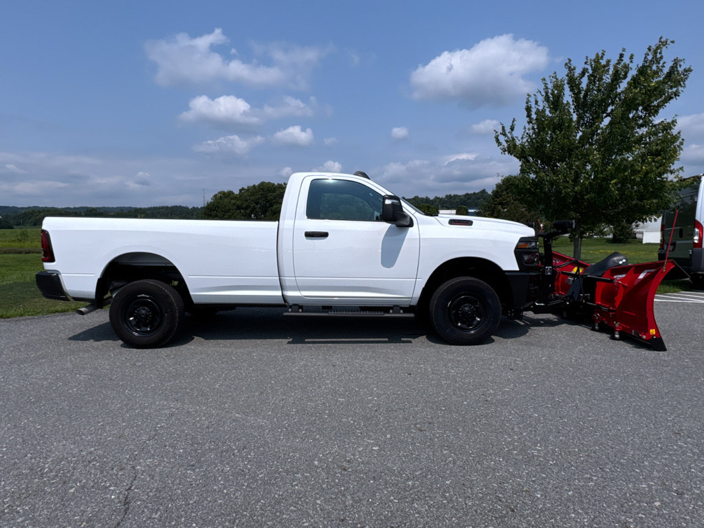 New 2026 RAM 2500 Tradesman AWD/4WD image 18