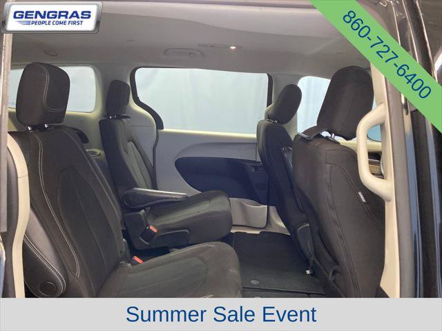 Certified 2022 Chrysler Voyager LX FWD image 33