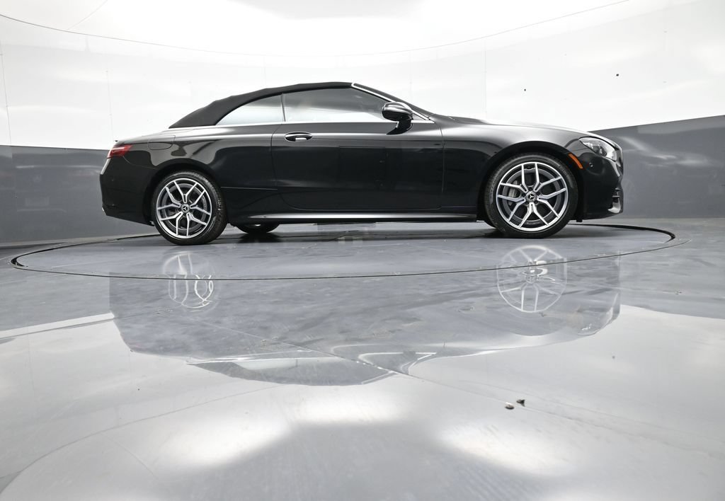 Used 2023 Mercedes-Benz E 450 4MATIC Cabriolet image 35