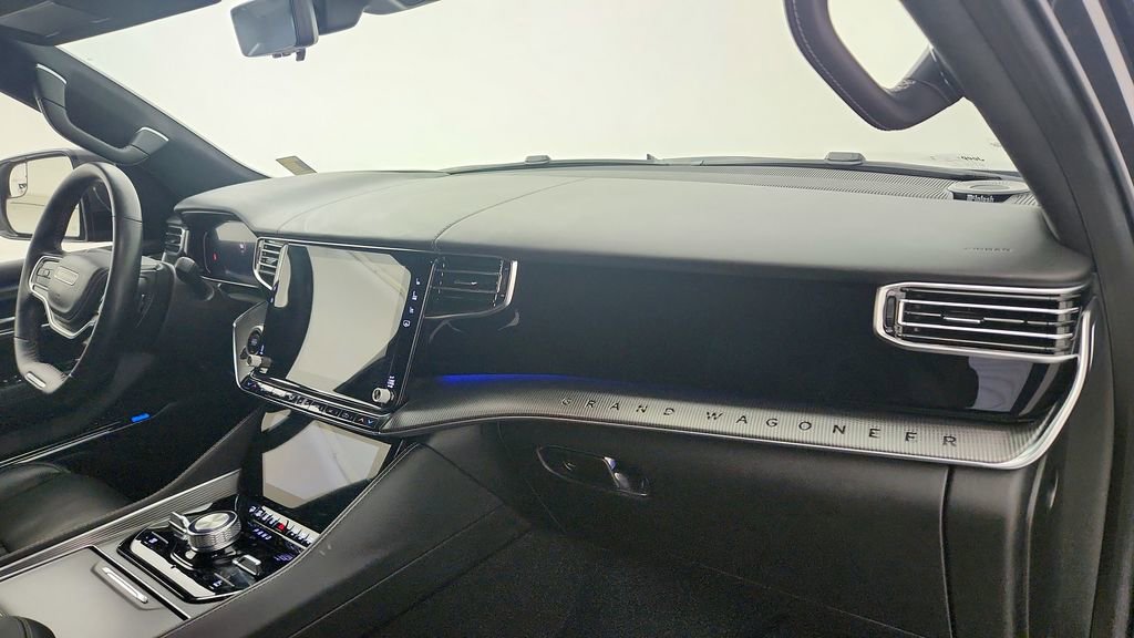 Used 2022 Jeep Grand Wagoneer Series II image 35