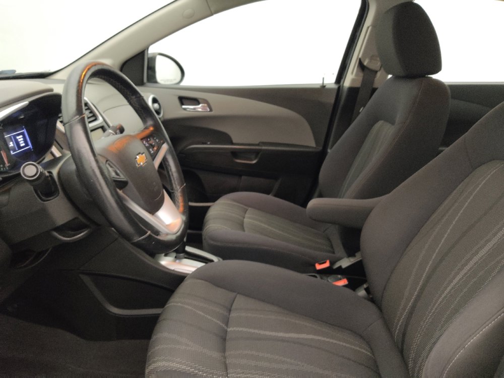 Used 2019 Chevrolet Sonic LT w/ Convenience Package image 17