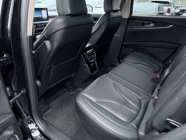 Used 2022 Lincoln Nautilus Reserve AWD/4WD image 24