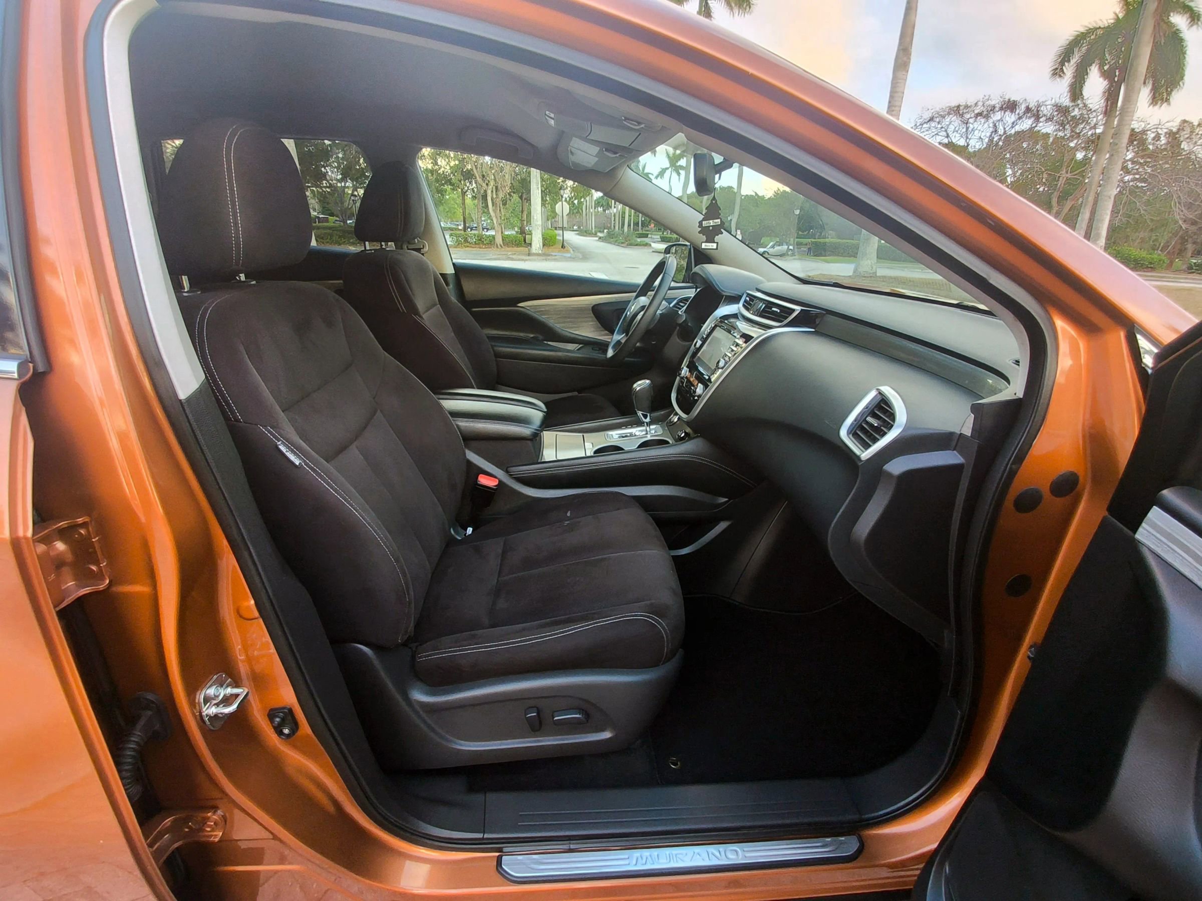 Used 2015 Nissan Murano SV image 35