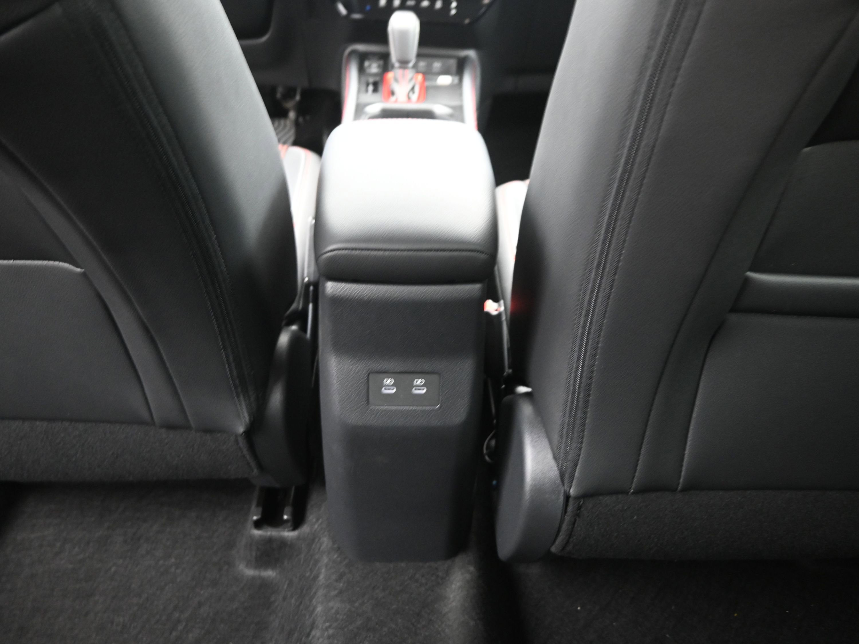 New 2026 Nissan Kicks SR image 19