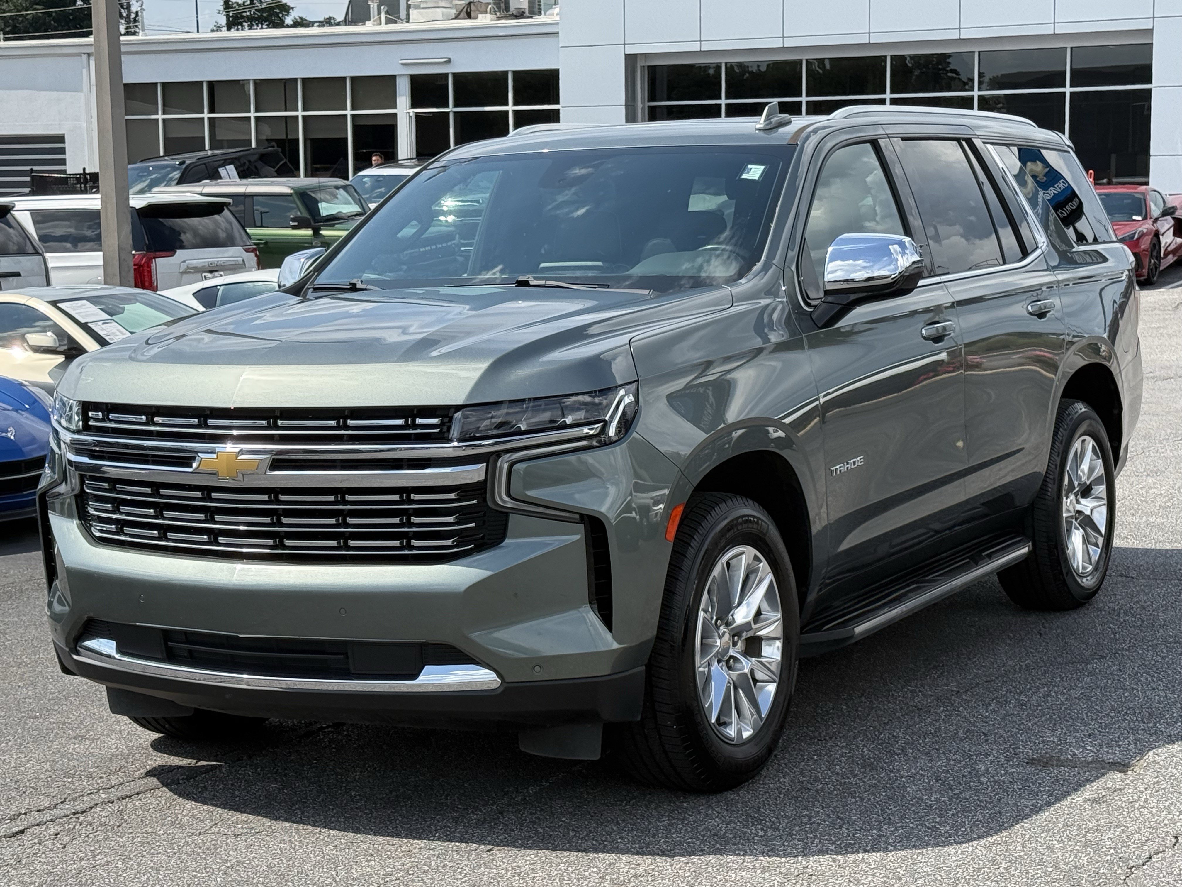 Used 2023 Chevrolet Tahoe Premier RWD image 5