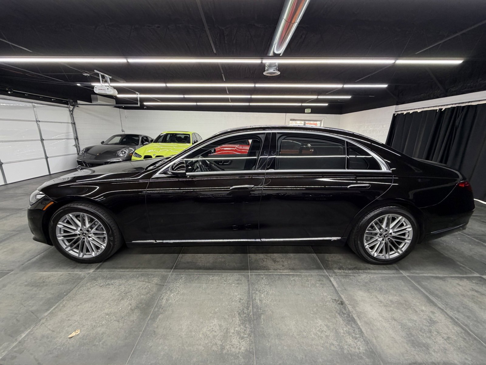 Used 2021 Mercedes-Benz S 580 4MATIC Sedan w/ Warmth & Comfort Package image 3