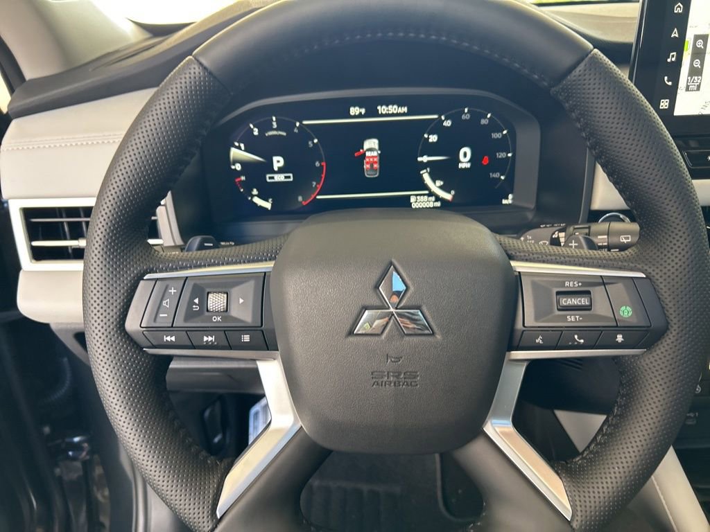 New 2025 Mitsubishi Outlander SEL image 45