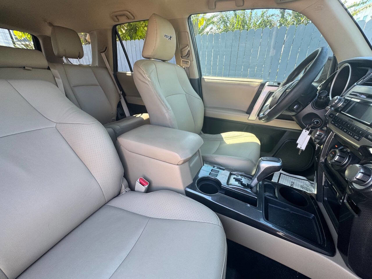 Used 2013 Toyota 4Runner SR5 image 8