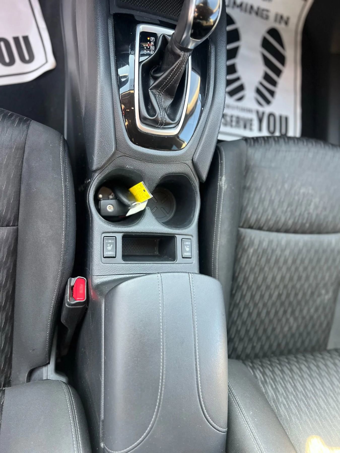 Used 2020 Nissan Rogue SV image 15