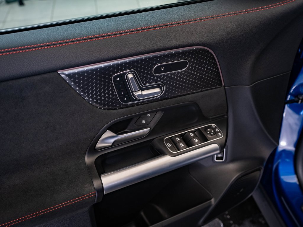 Certified 2025 Mercedes-Benz GLA 250 4MATIC image 23