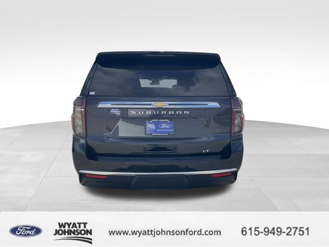Used 2024 Chevrolet Suburban LT image 4