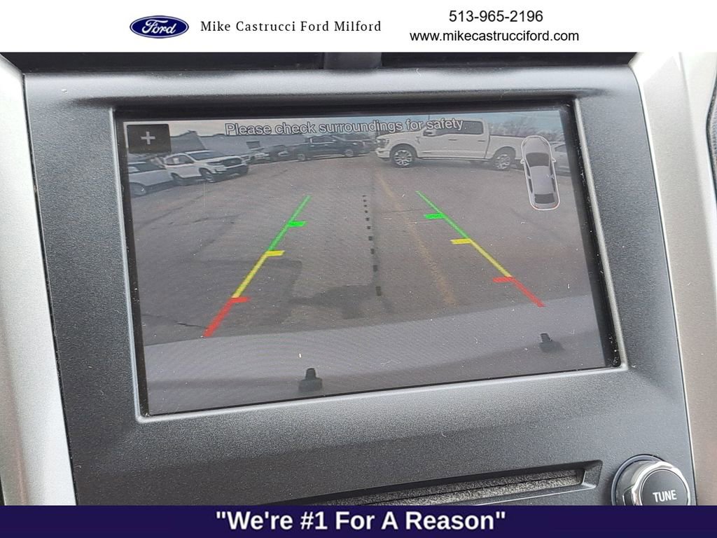 Used 2017 Ford Fusion SE w/ Fusion SE Technology Package image 17