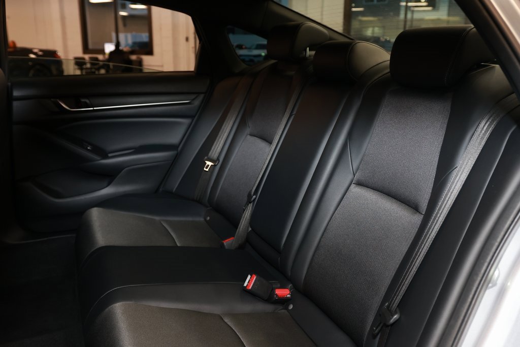 Used 2022 Honda Accord Sport image 12
