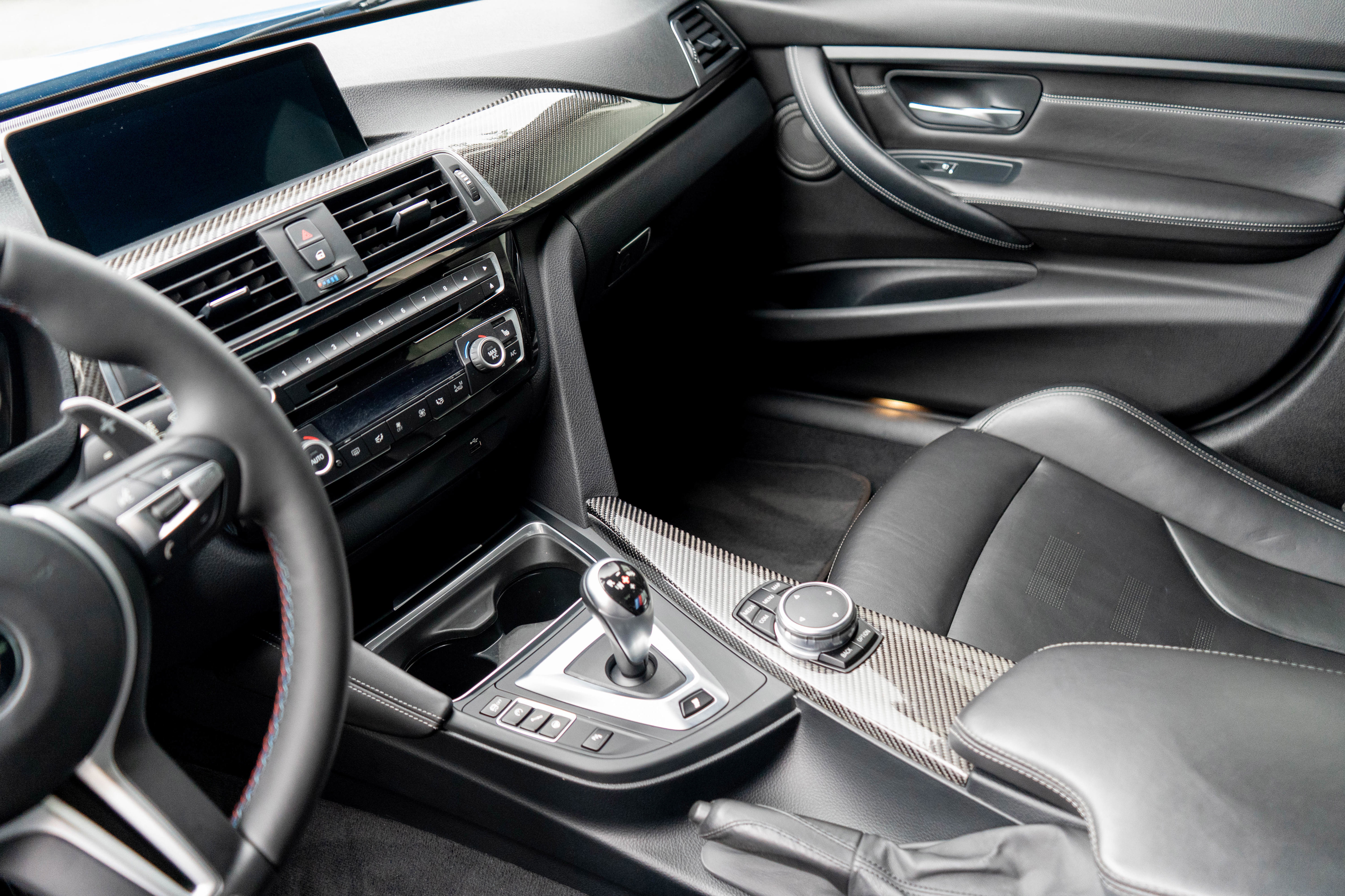 Used 2017 BMW M3 RWD image 15