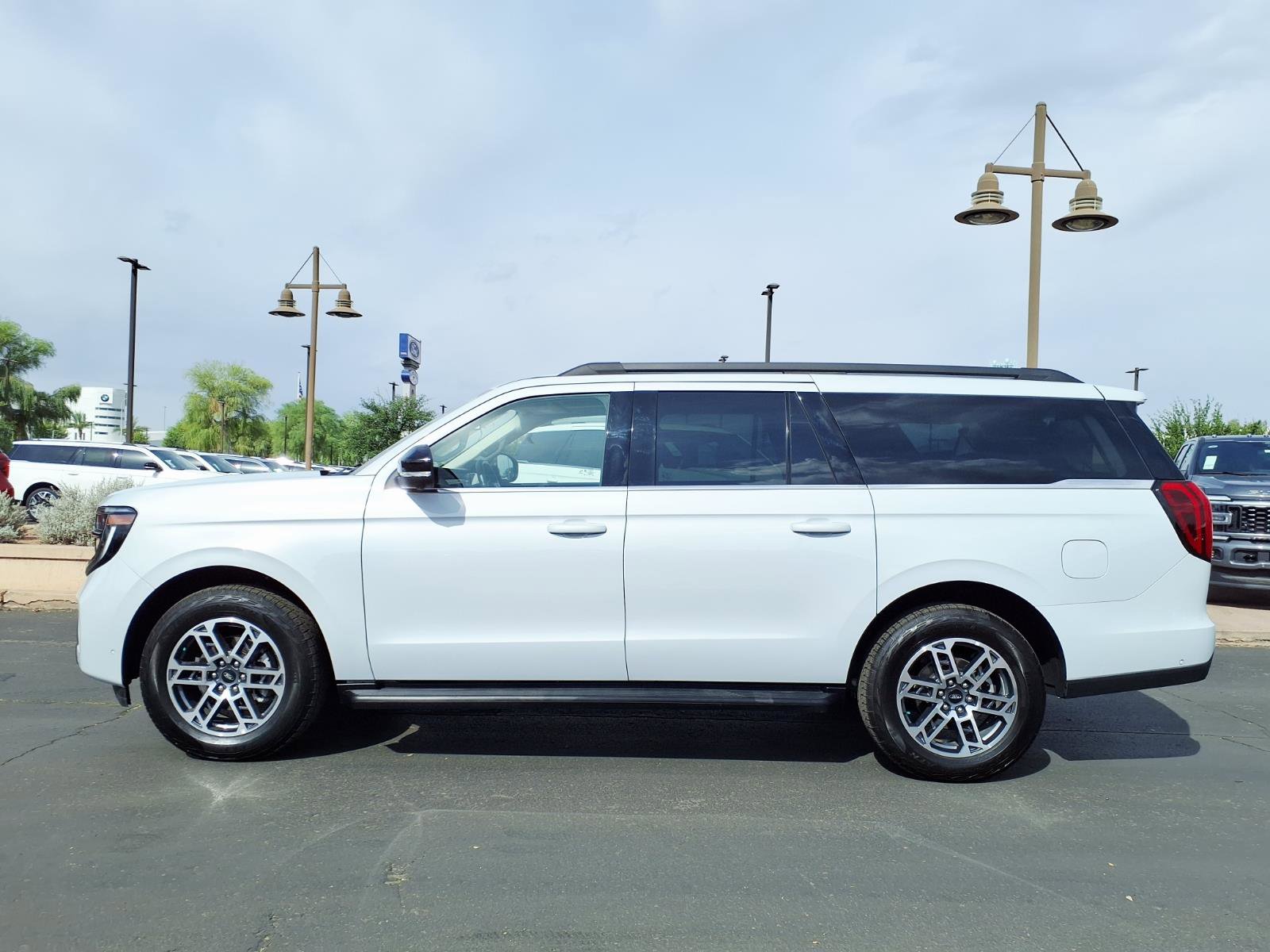 Certified 2025 Ford Expedition Max Active AWD/4WD image 3