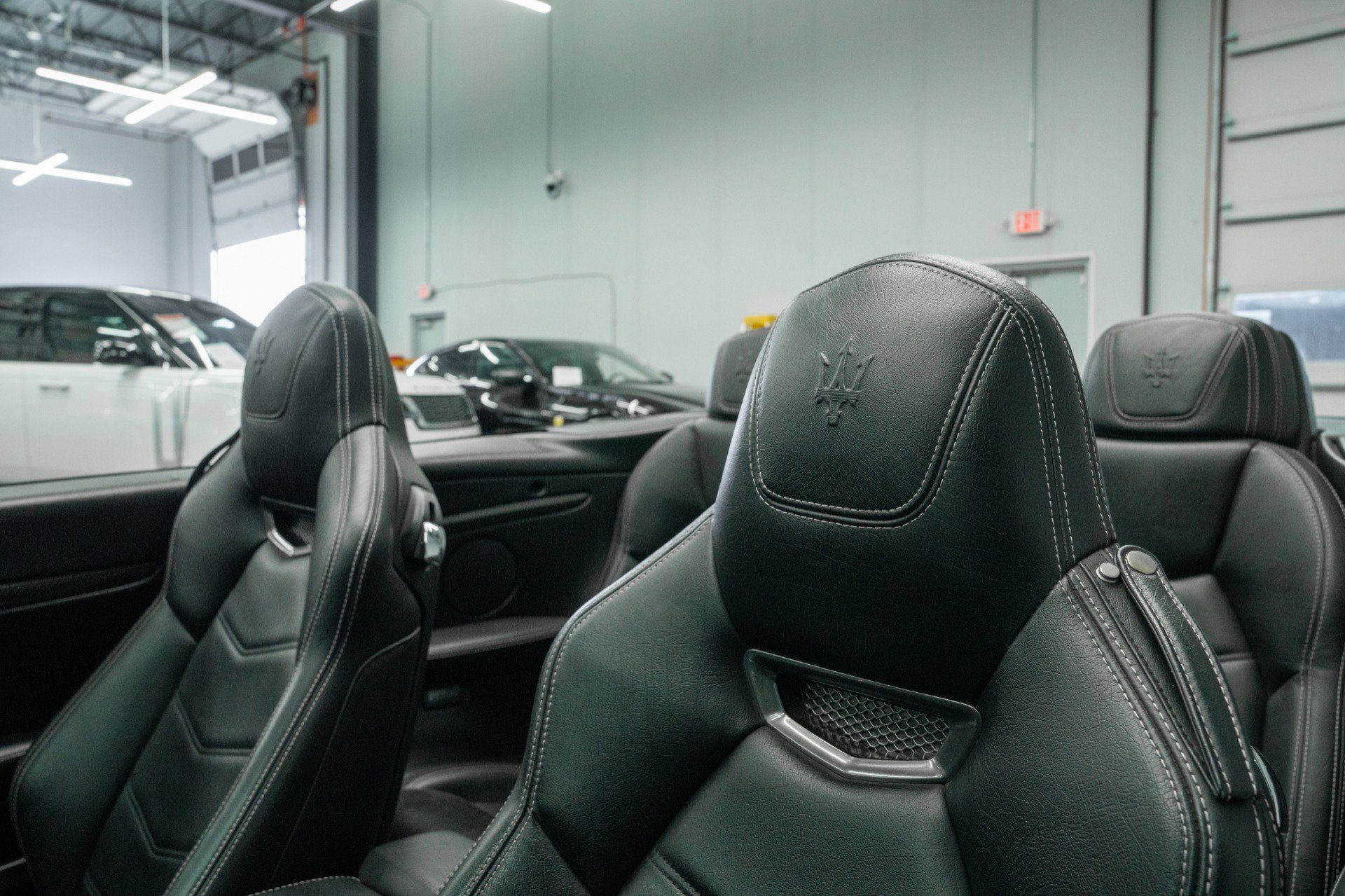 Used 2016 Maserati GranTurismo Sport RWD image 30