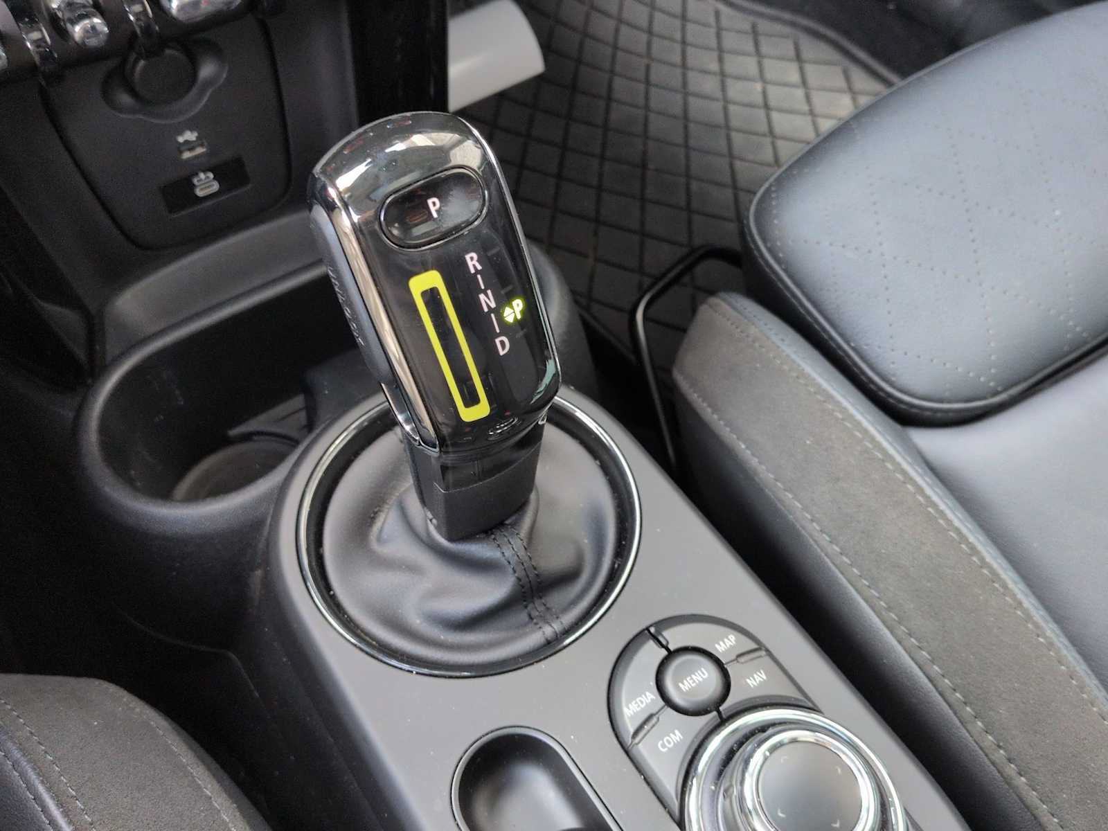 Used 2024 MINI Cooper SE FWD image 34