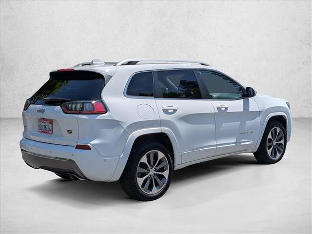 Used 2019 Jeep Cherokee Overland w/ Technology Group AWD/4WD image 5