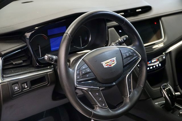 Certified 2022 Cadillac XT5 Premium Luxury image 6