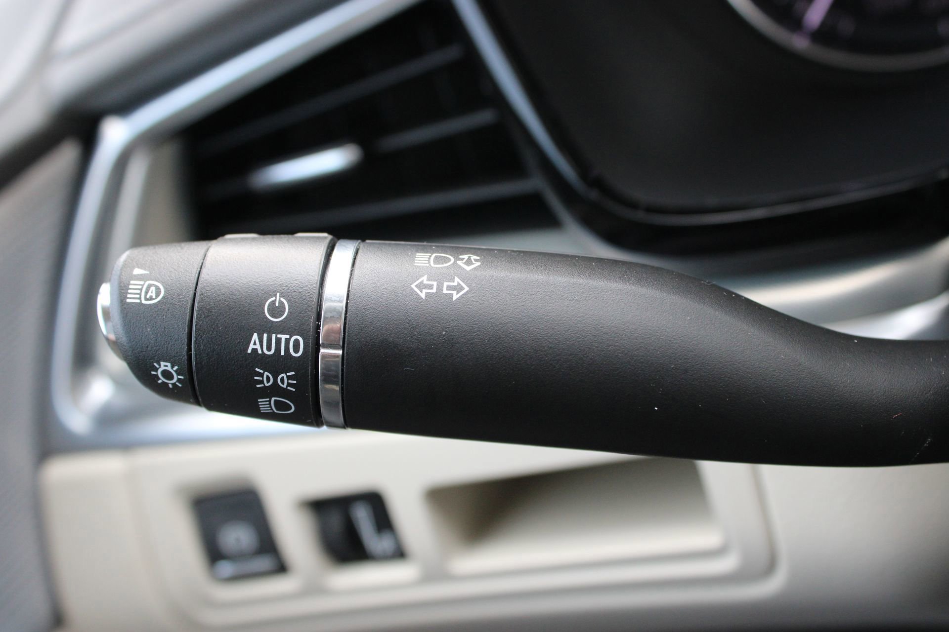 Used 2024 Cadillac XT5 Premium Luxury w/ LPO, Floor Liner Package AWD/4WD image 37