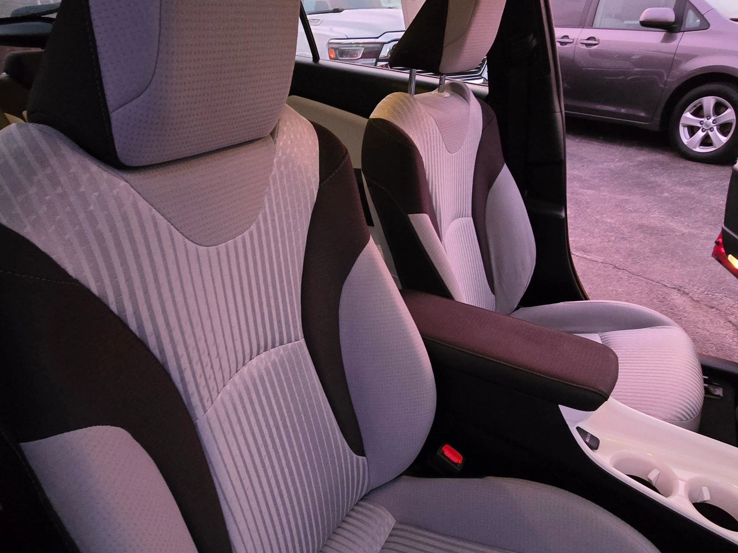 Used 2017 Toyota Prius Three image 61