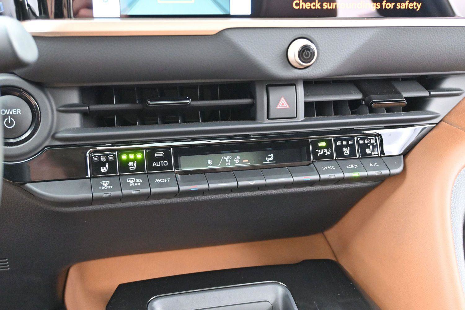 Used 2025 Toyota Crown Signia AWD/4WD image 24