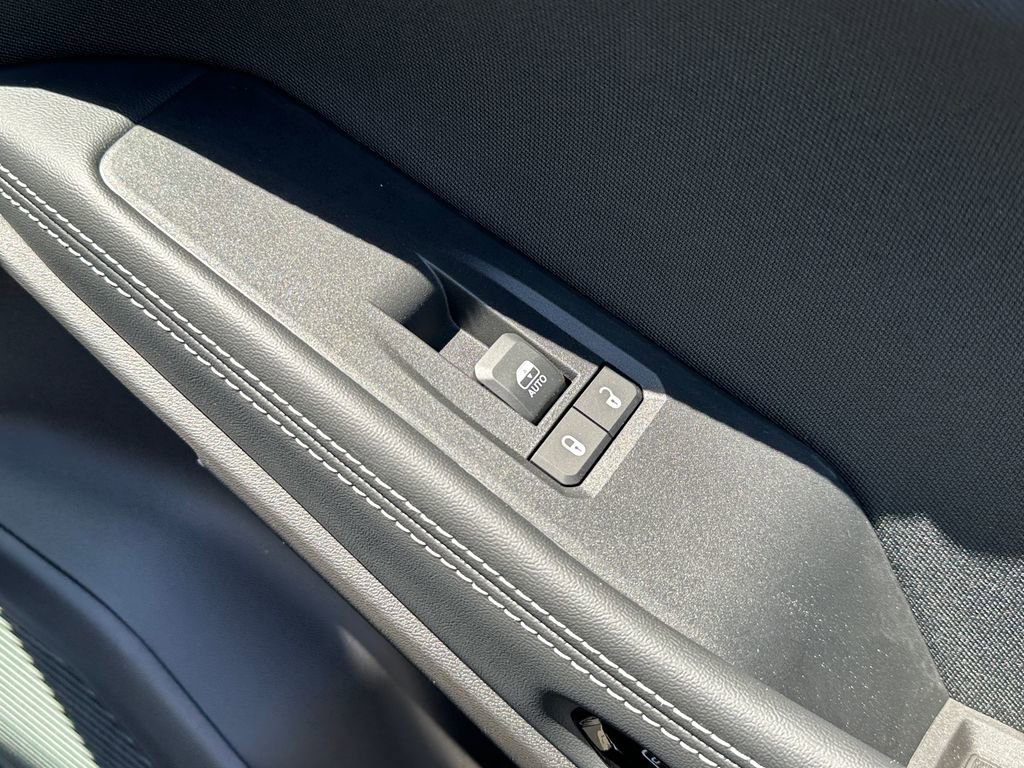 New 2026 Jeep Cherokee Laredo image 16