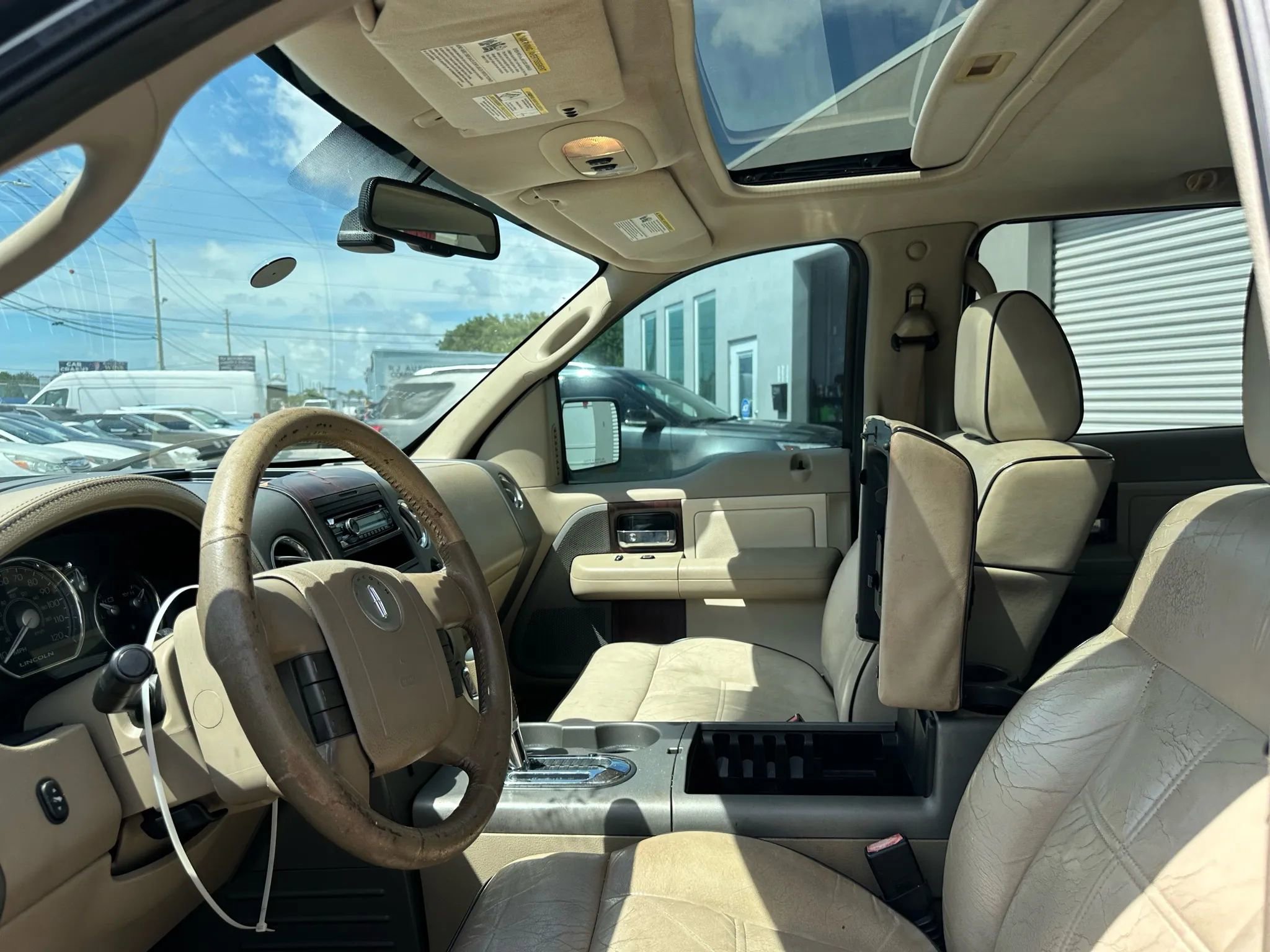 Used 2006 Lincoln Mark LT 2WD image 11