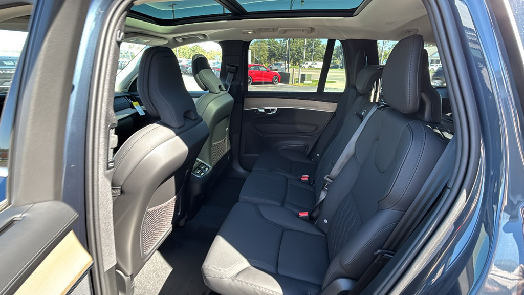 New 2027 Volvo XC90 B6 Plus AWD/4WD image 10