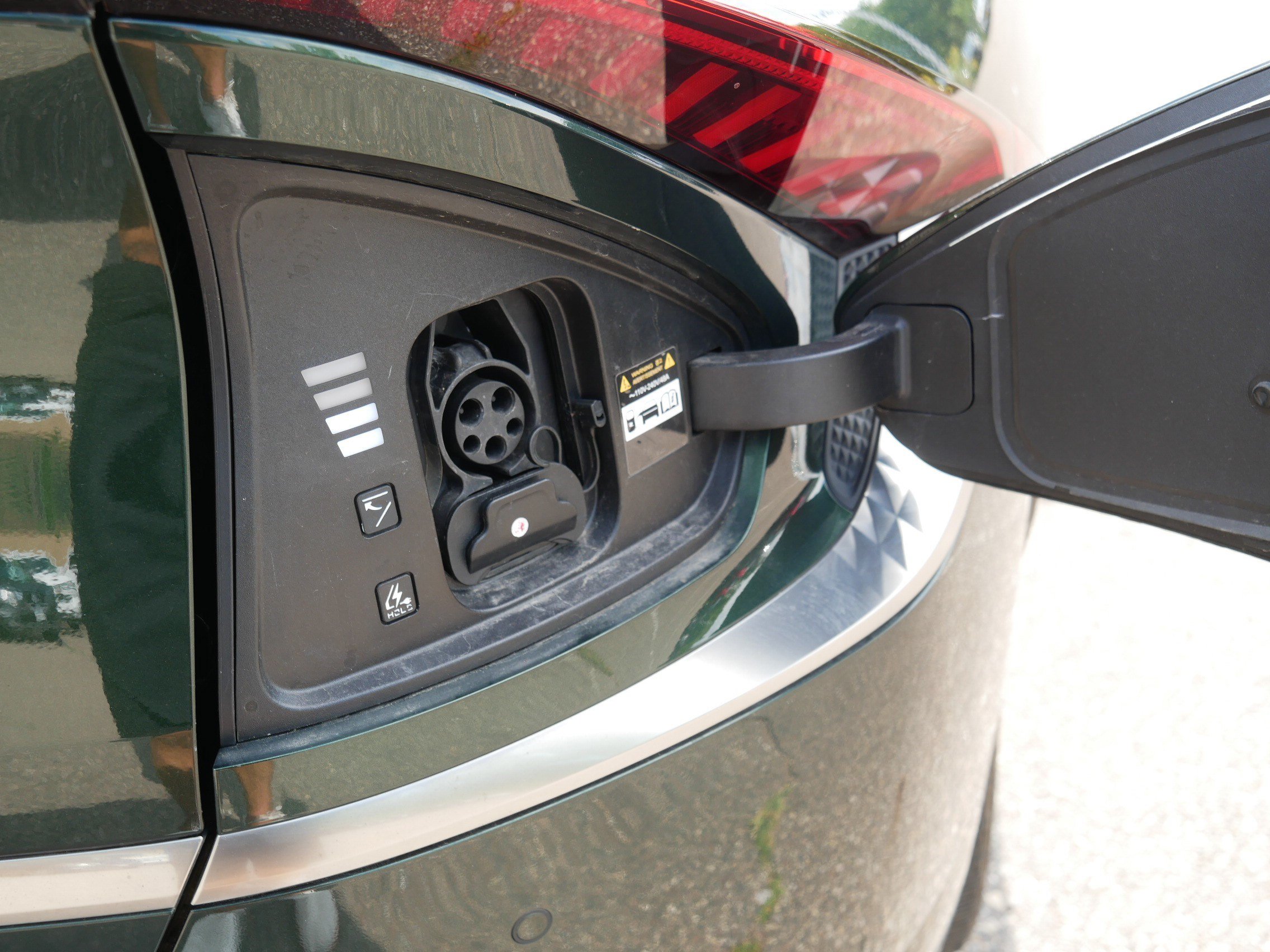 Certified 2023 Kia EV6 GT-Line AWD/4WD image 36