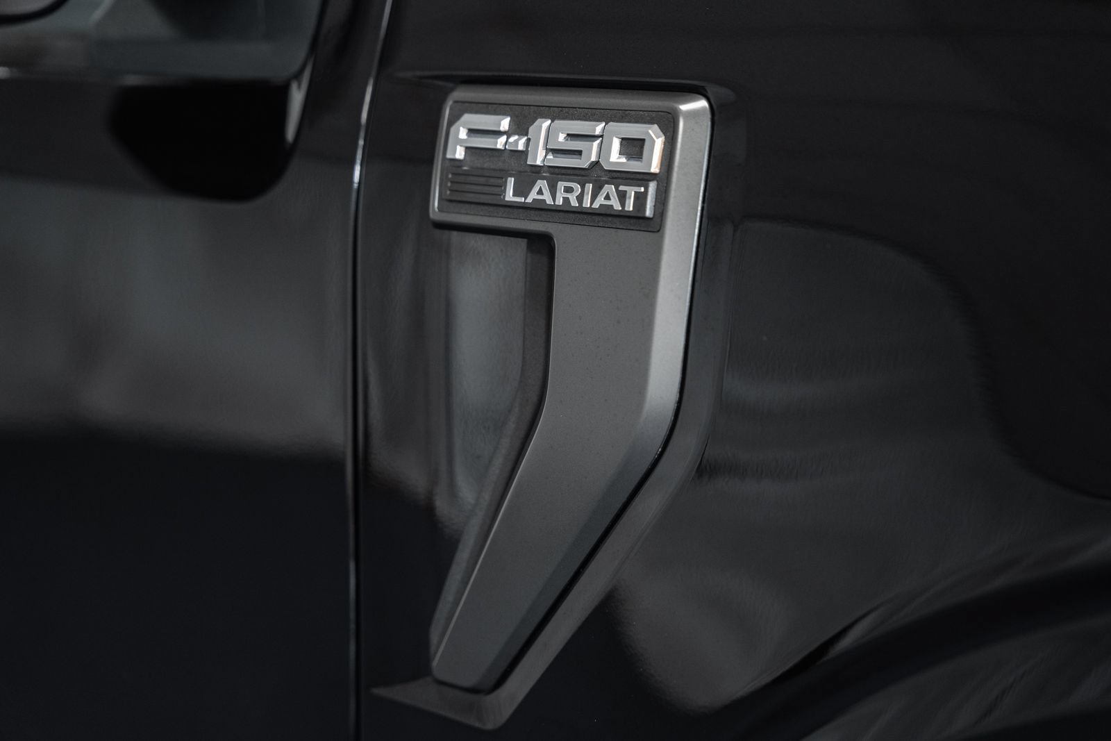 Used 2023 Ford F150 Lariat w/ Equipment Group 502A High AWD/4WD image 12