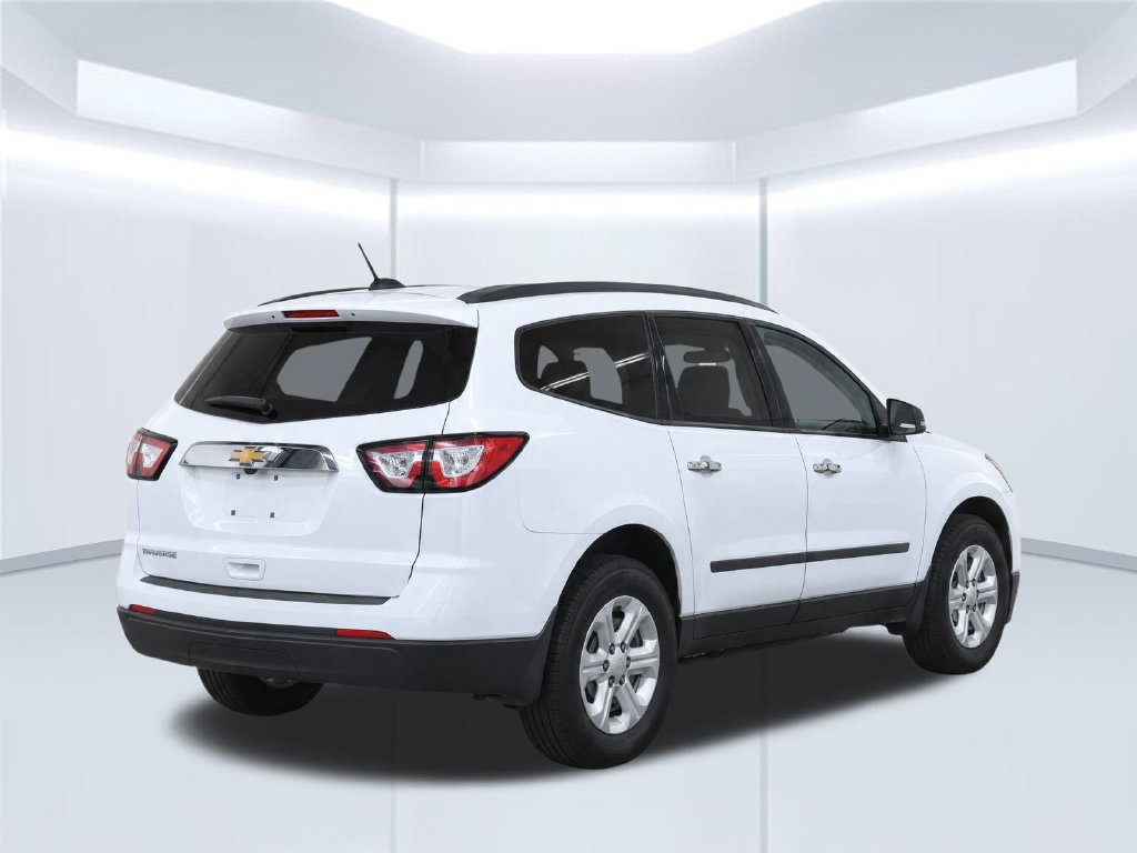 Used 2017 Chevrolet Traverse LS FWD image 4