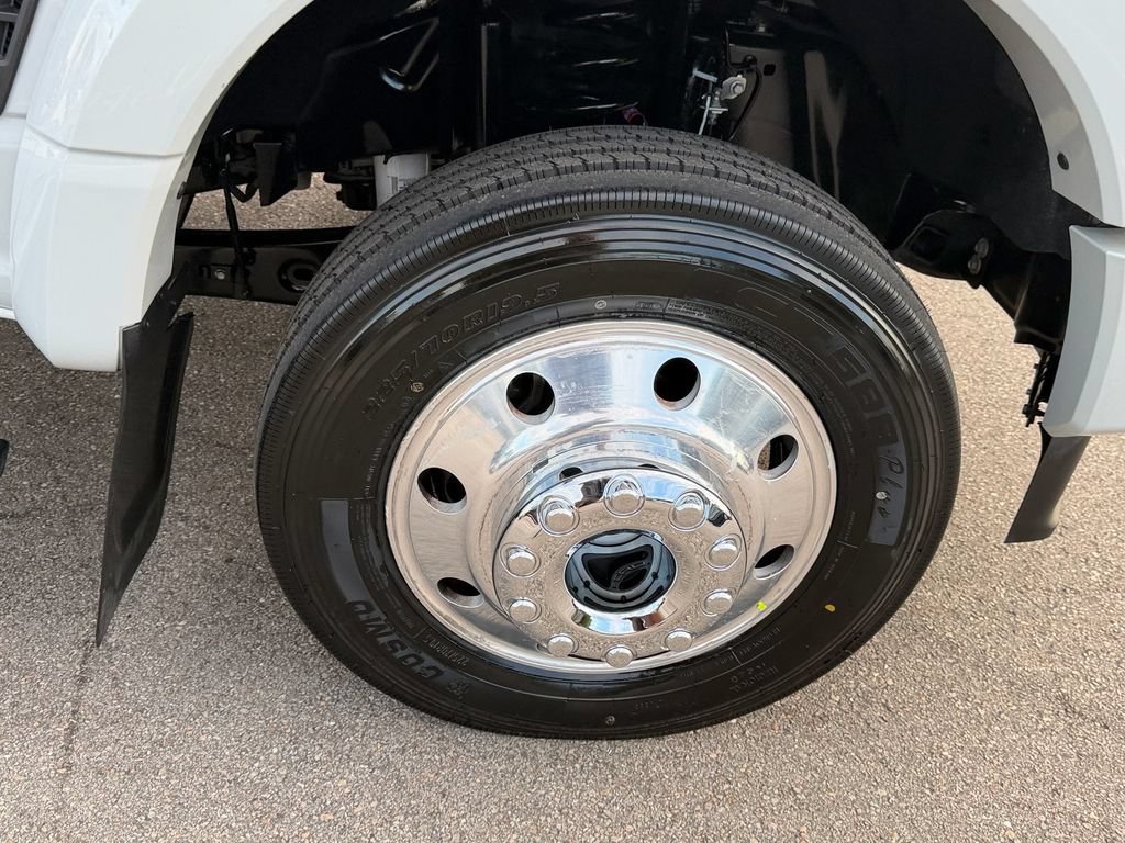 Certified 2026 Ford F450 Platinum w/ Platinum Plus Package AWD/4WD image 19