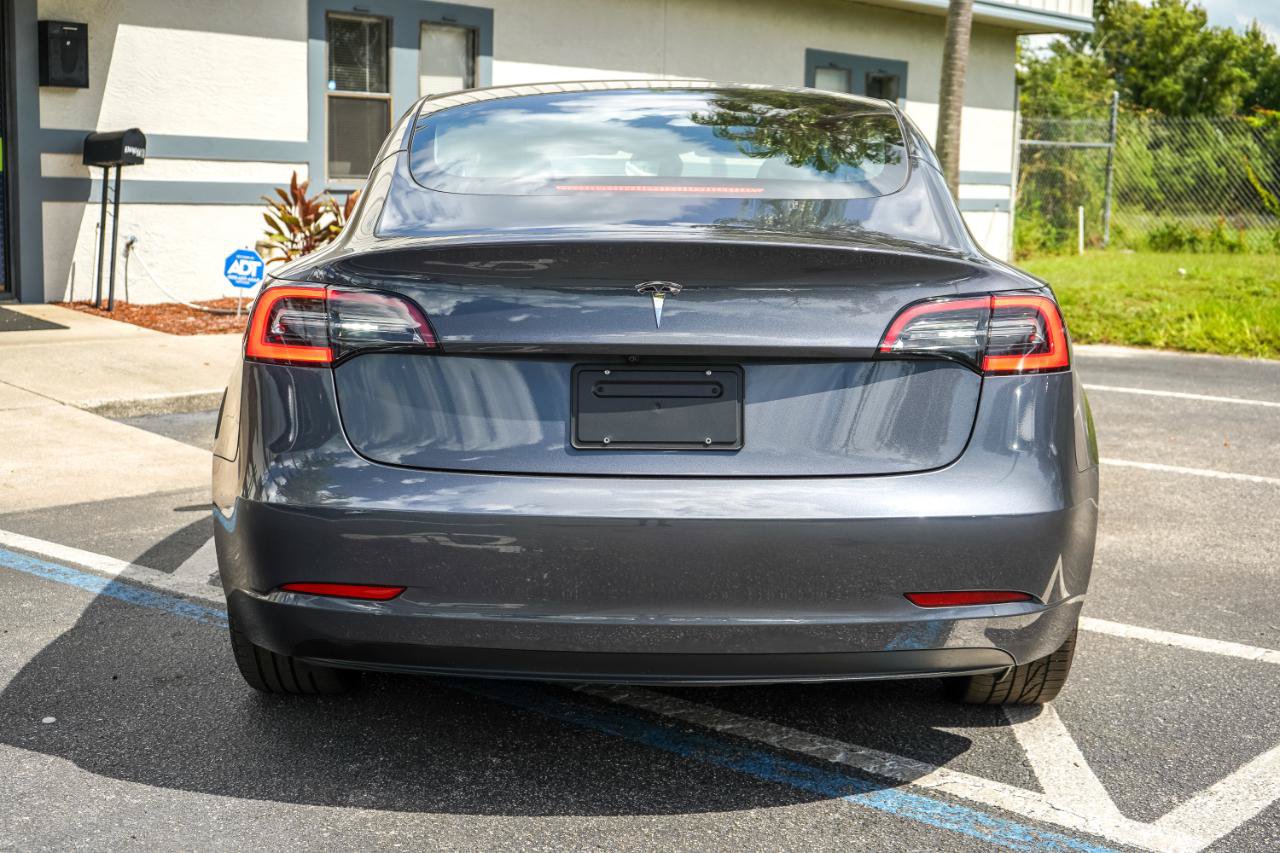 Used 2023 Tesla Model 3 Standard Range RWD image 4