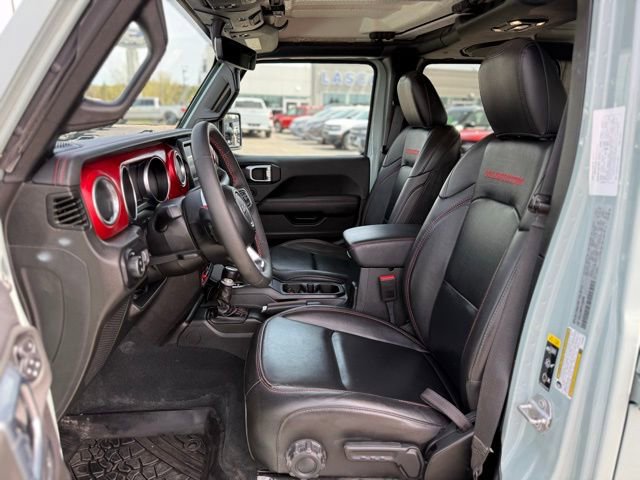 Used 2023 Jeep Gladiator Rubicon w/ Dual Top Group AWD/4WD image 12