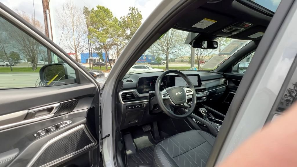 Used 2023 Kia Telluride EX X-Line image 33