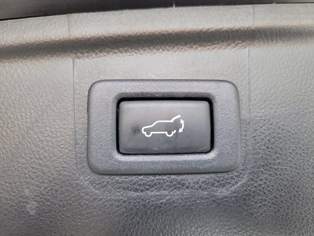 Used 2018 Subaru Outback 3.6R Limited w/ Popular Package #2 AWD/4WD image 12