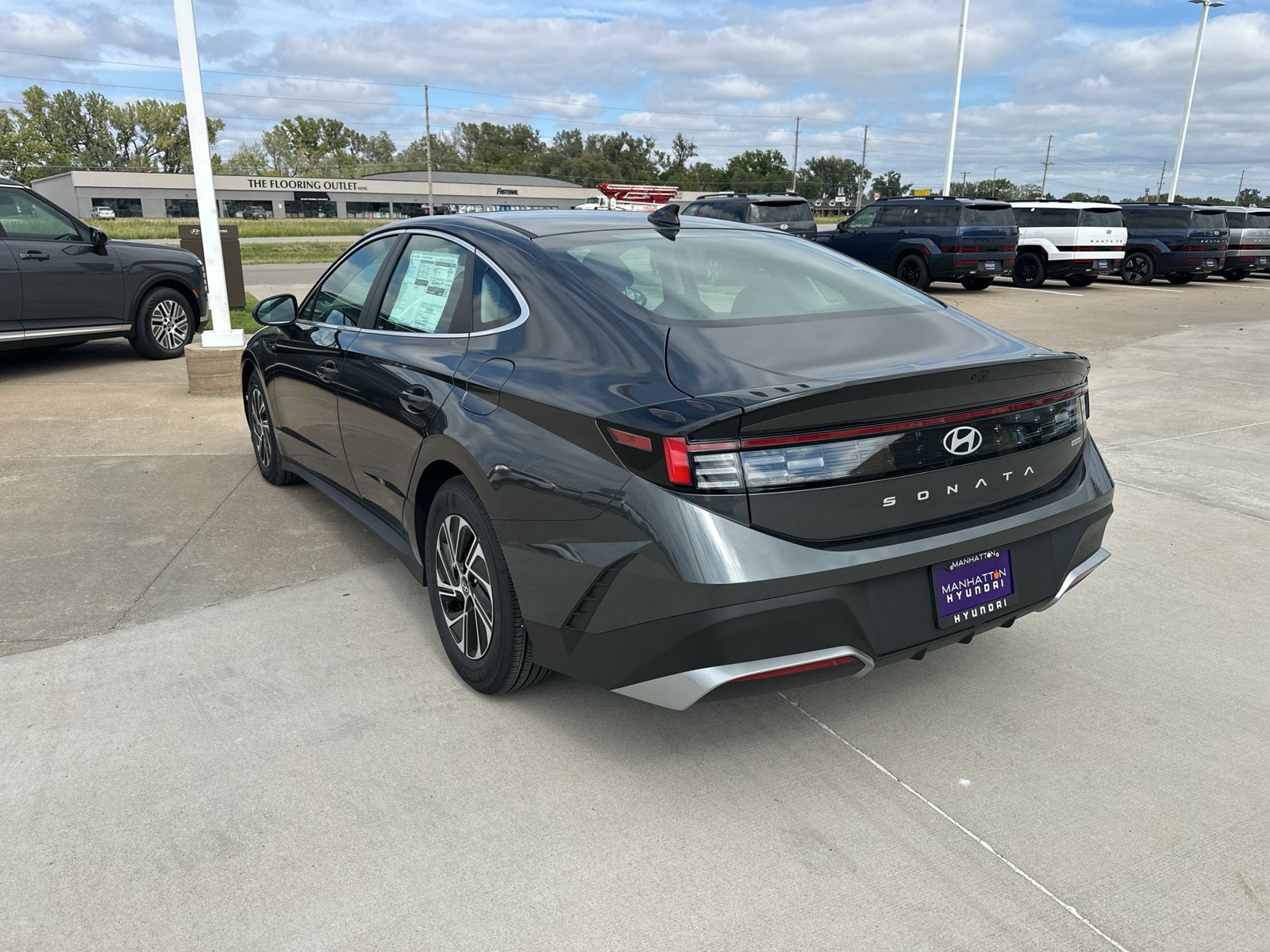 New 2026 Hyundai Sonata Blue FWD image 11