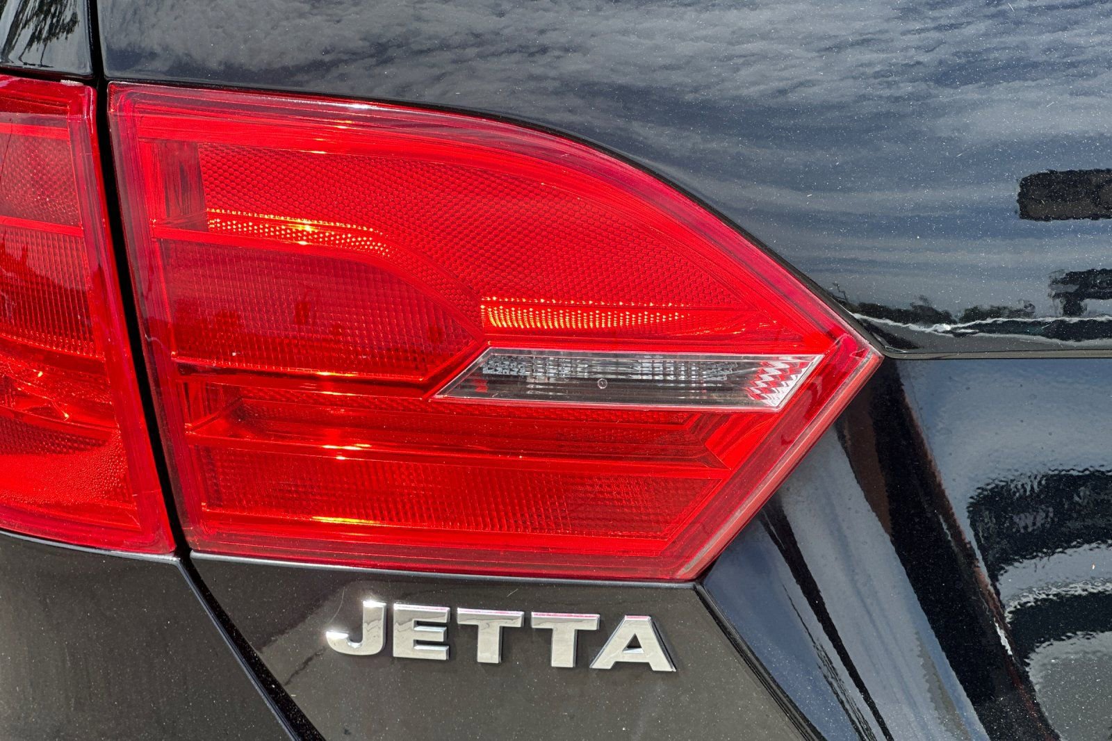 Used 2014 Volkswagen Jetta S FWD image 23