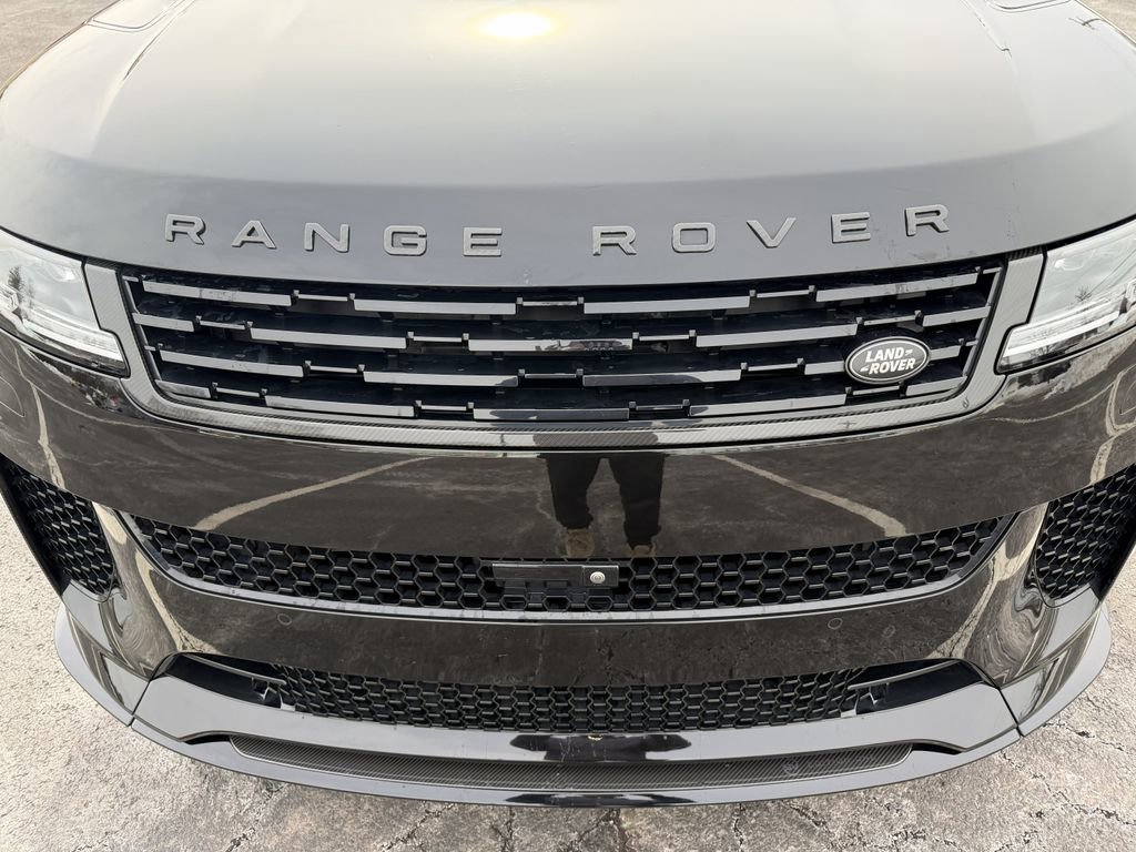 Used 2024 Land Rover Range Rover Sport AWD/4WD image 6