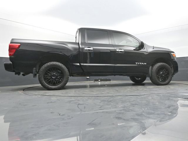Used 2021 Nissan Titan SV w/ SV Convenience Package RWD image 45