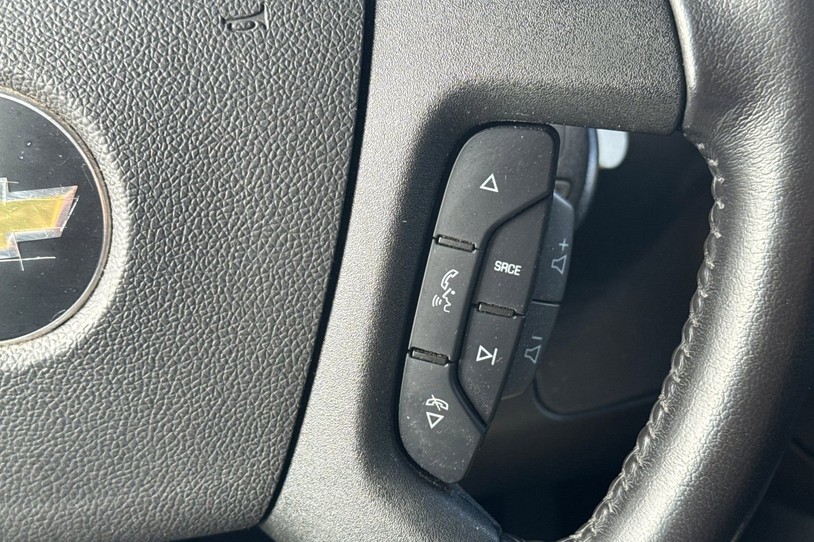 Used 2023 Chevrolet Express 2500 Extended w/ Driver Convenience Package image 37