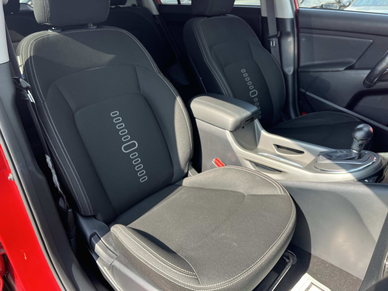 Used 2014 Kia Sportage EX image 26