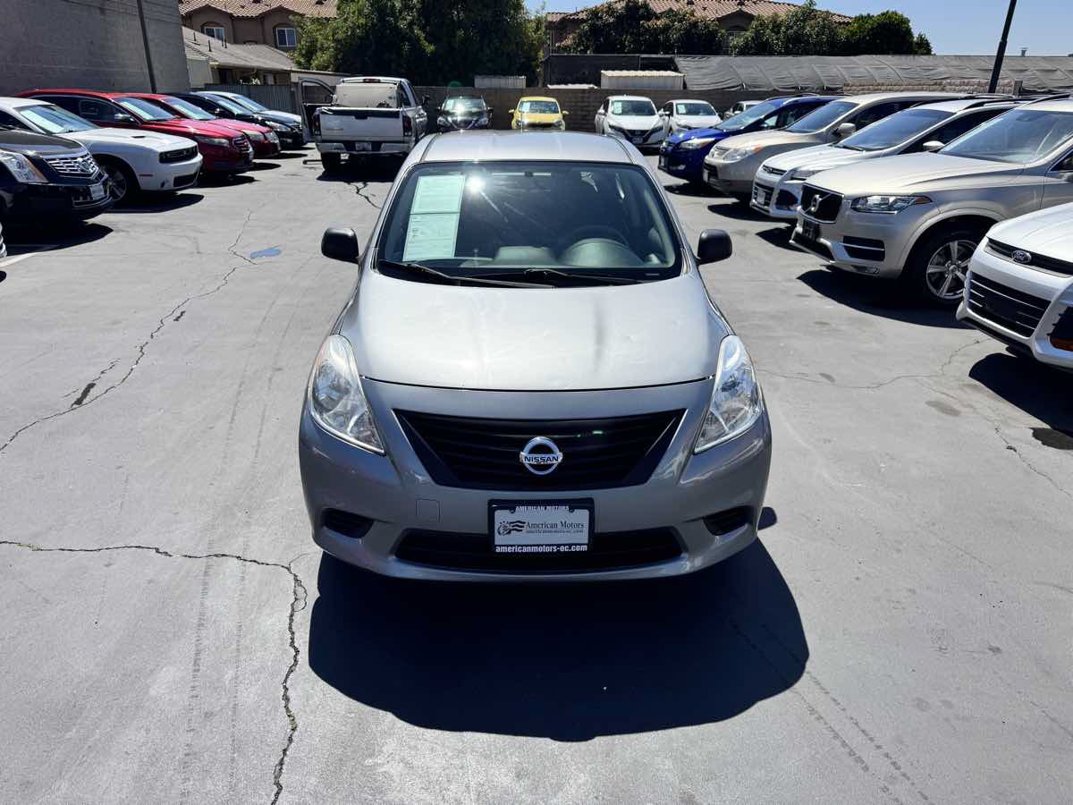Used 2014 Nissan Versa S Plus FWD image 11
