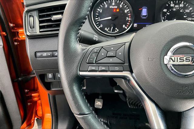 Certified 2020 Nissan Rogue SV FWD image 23